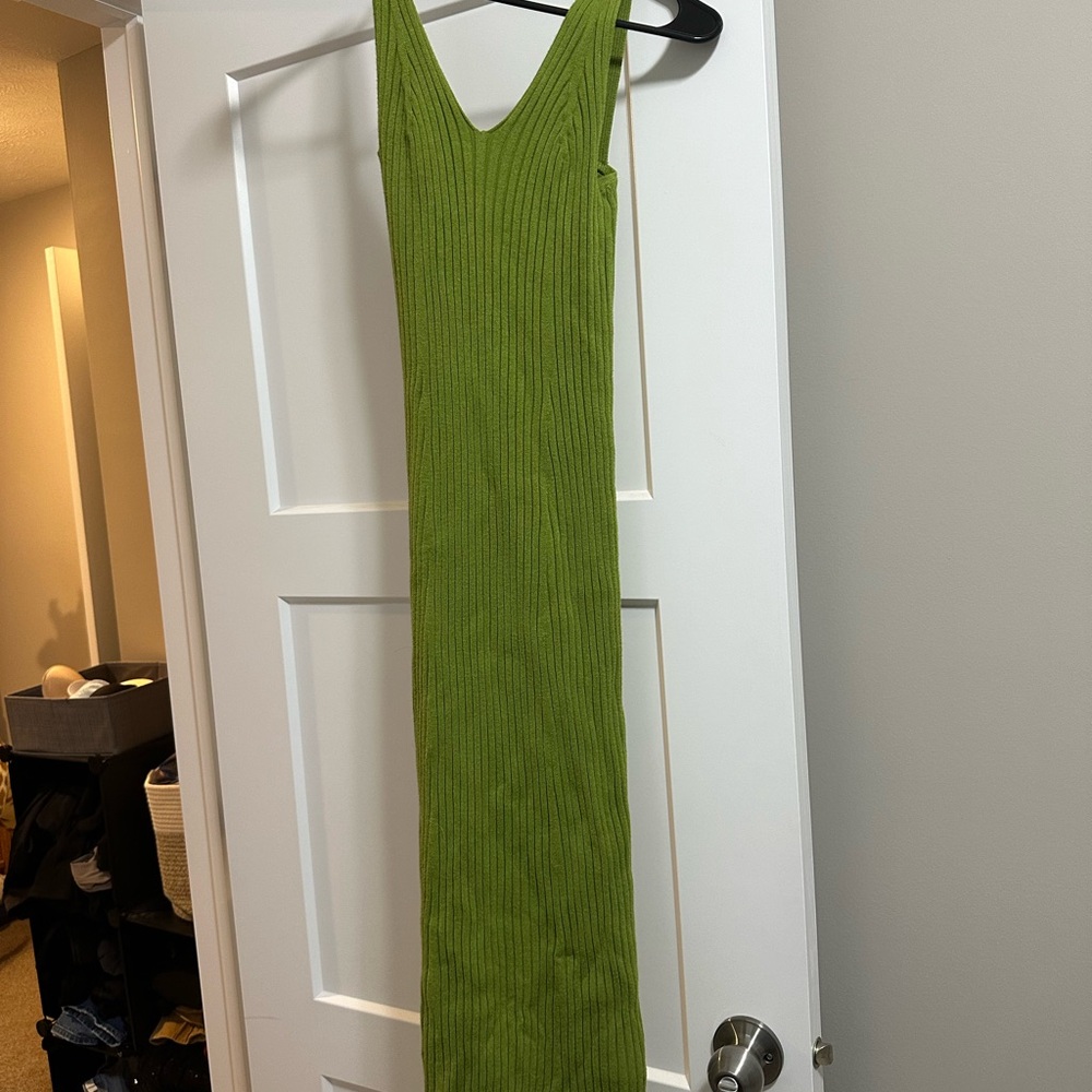 Green Sleeveless Knit Dress